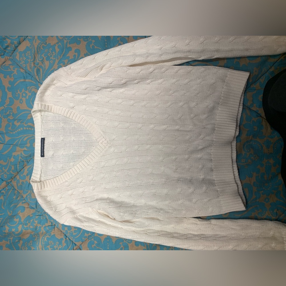 brandy melville sweater